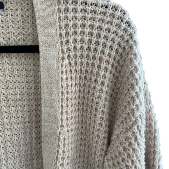AMERICAN Eagle Cotton Blend Chunky Knit Button Cardigan, Oatmeal, Size M - Picture 6 of 8